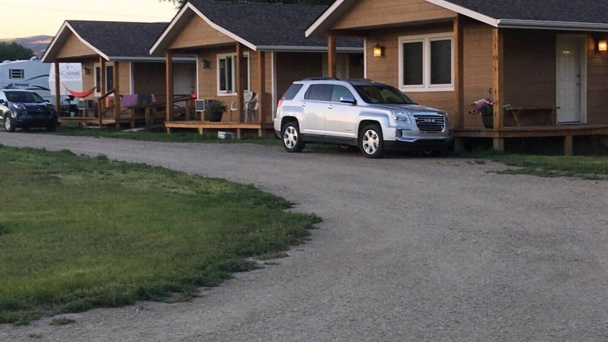 Silver Star Cabin | Pioneer Mountain Cabins - Cabin 4
