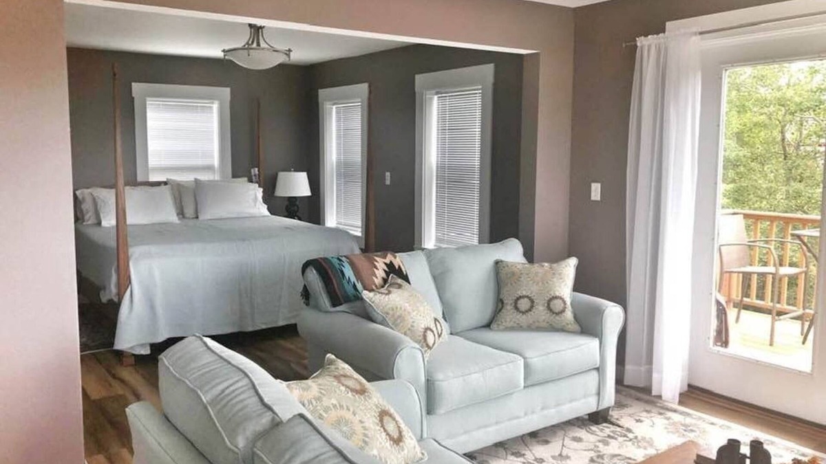 South Addison House | Piper House in Quaint Fishing Village - Pet Friendly