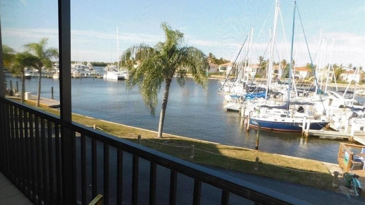 Burnt Store Marina Condo | Pirate's Paradise-don't have to walk the plank for this great harbor view!