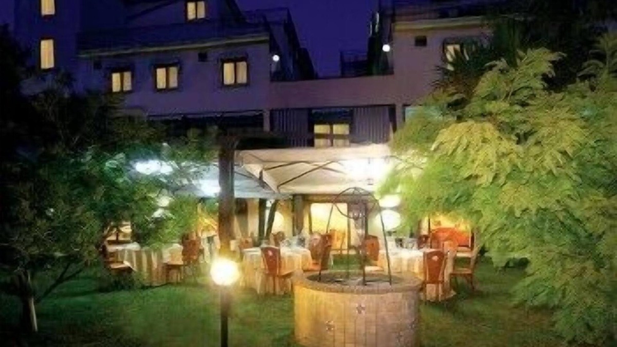 San Nicola La Strada Hotel | Pisani Hotel