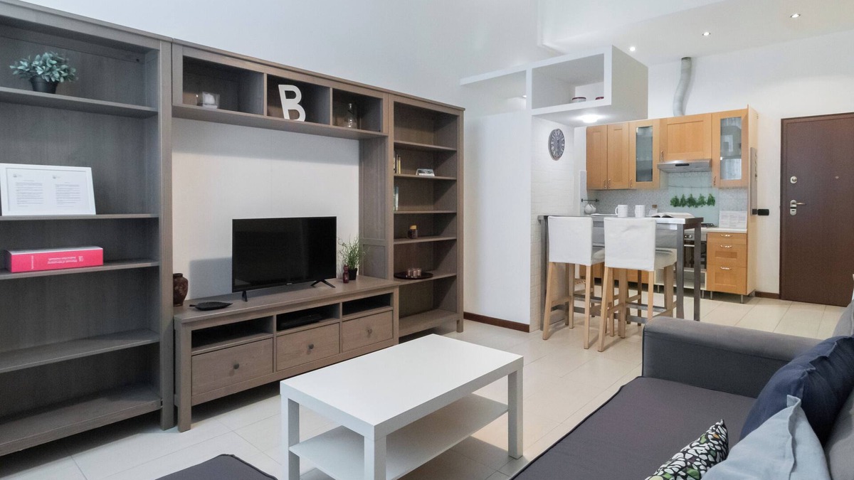 Gorla Apartment | Pisino 5 - One Bedroom Apartment, Sleeps 3