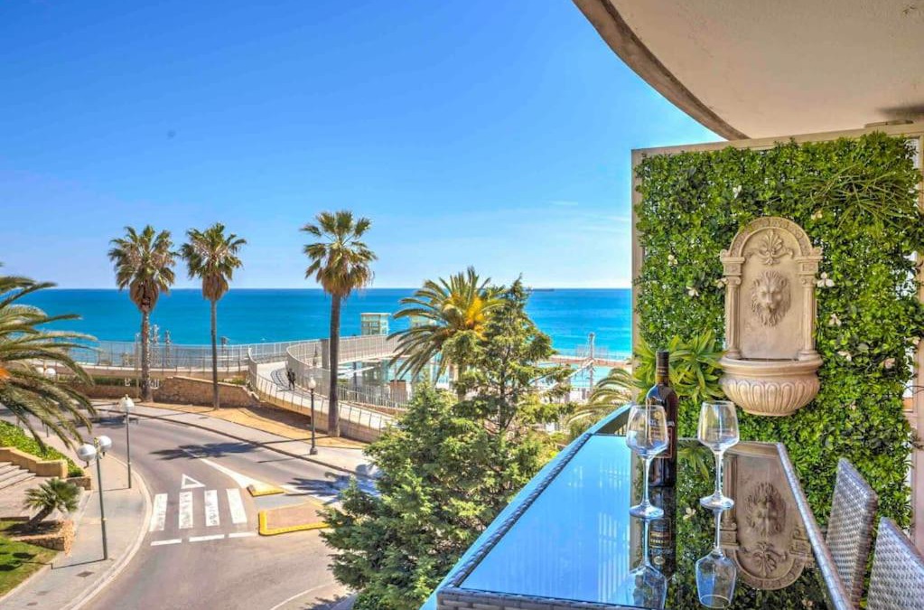 Tarragona Apartment | Piso centrico en la playa junto la Rambla