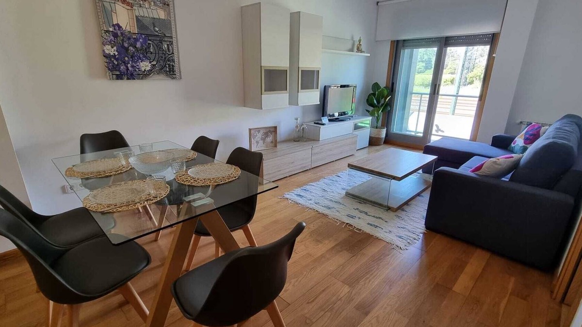 Vilagarcia de Arousa Apartment | Piso en el centro para 6 personas en Vilagarcia