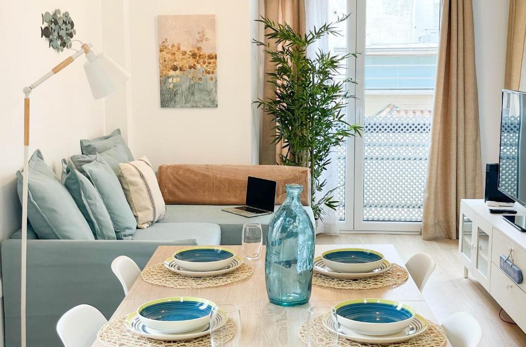 Alicante City Centre Apartment | Piso en primera línea con vistas al Castillo