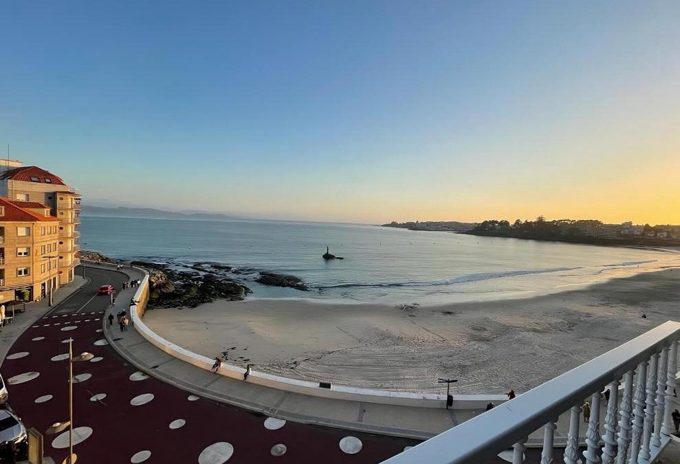 Sanxenxo Apartment | Piso en Sanxenxo primera línea de la playa de Silgar