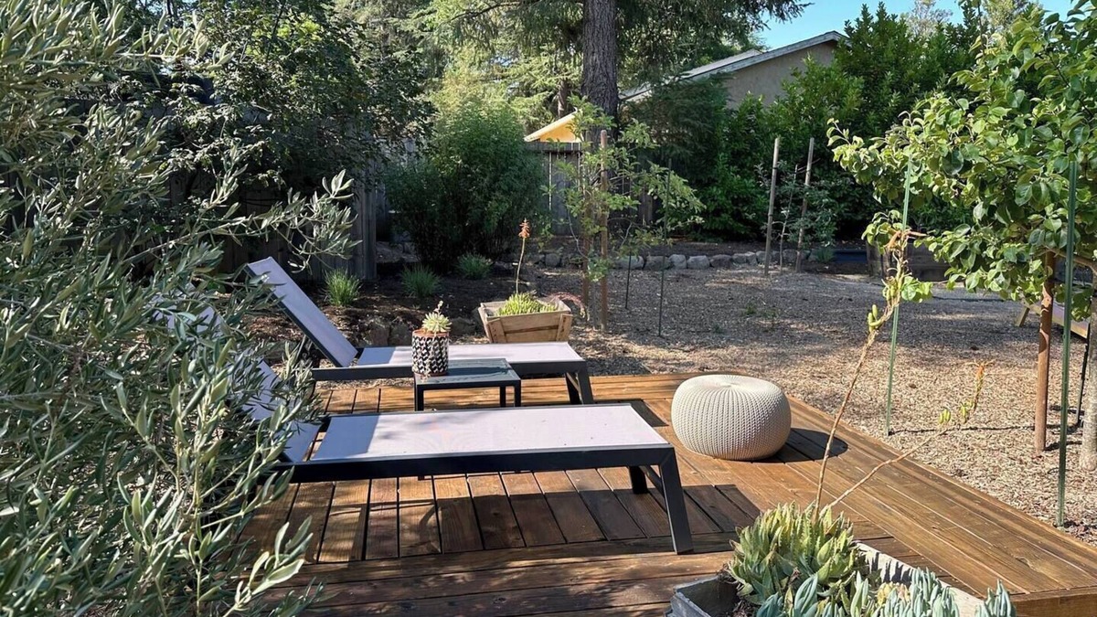 Sebastopol House | Pixel Place - A Private Retro Arcade & Backyard Oasis