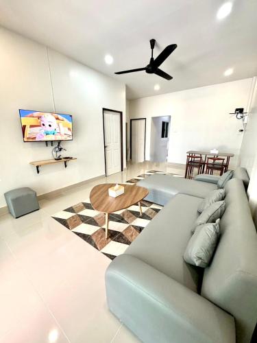 Betong Villa | PK house and cosy 3BR @Amper Betong