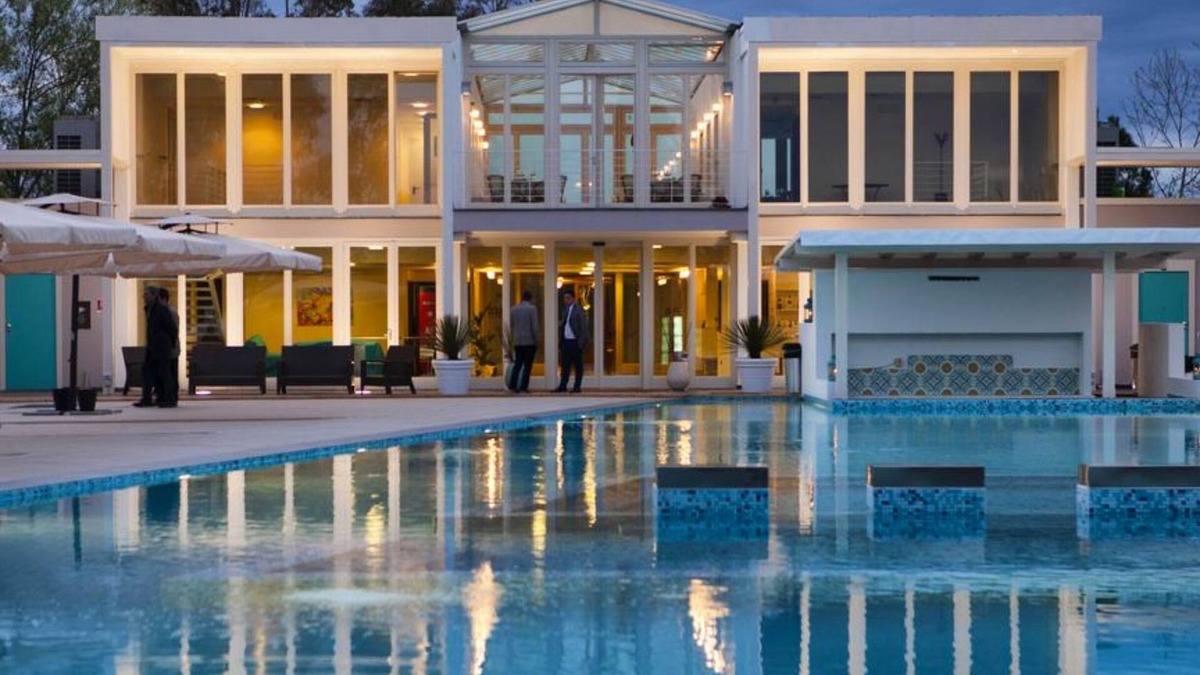 Castel Volturno Hotel | Plana Resort & SPA