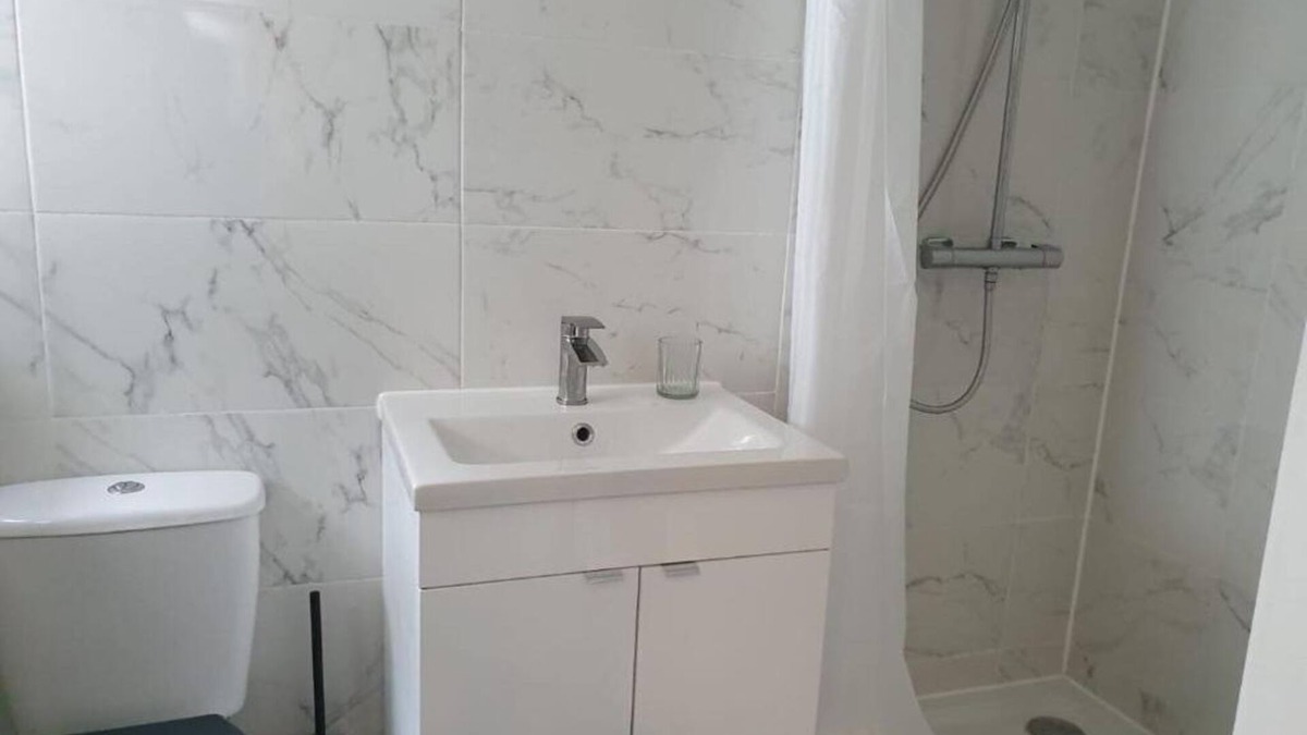 Warrington Apartment | Planet 9 Apartment - Ground Floor