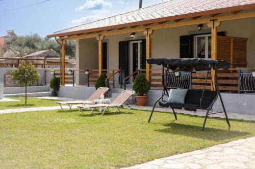 Ipsos House | Planet Villas by Konnect - Shared BBQ & Garden