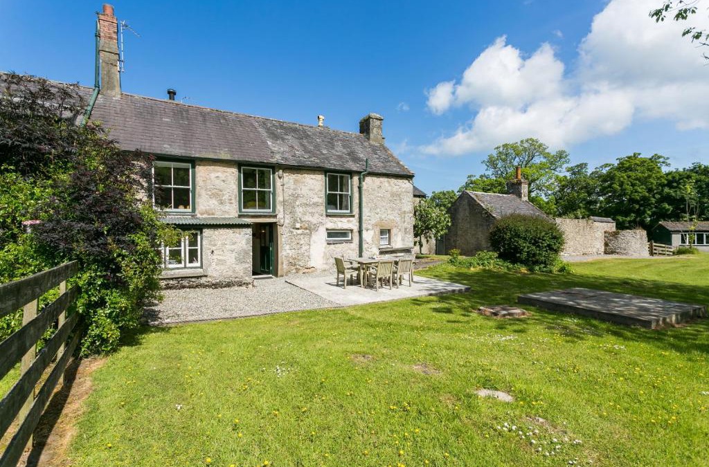 Moelfre House | Plas Lligwy Cottage