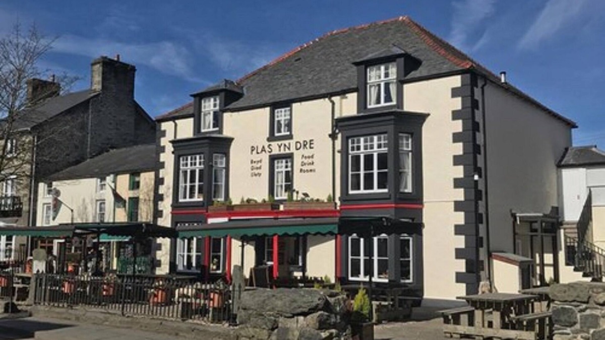 Bala Hotel | Plas Yn Dre