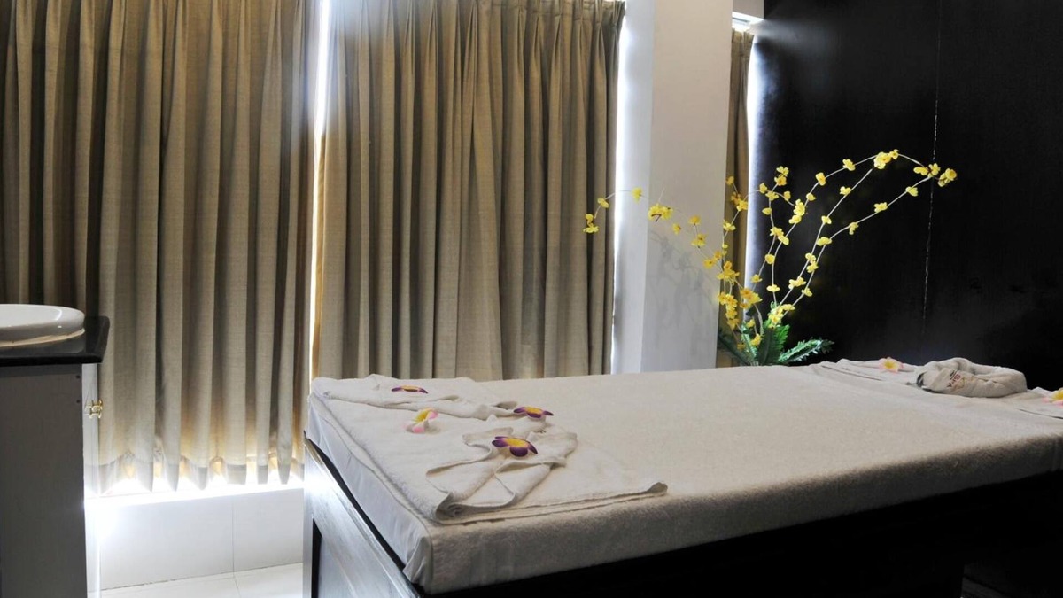 Uttara Hotel | Platinum Residence