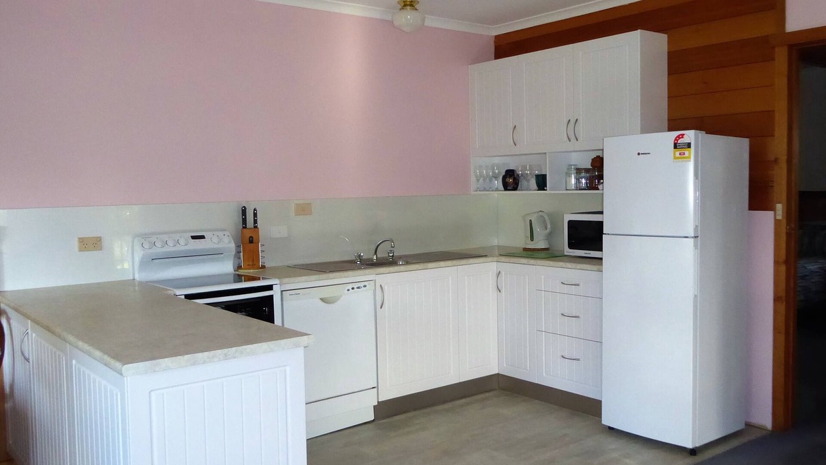 Bridport Apartment | Platypus Park Country Retreat - Pipers 2br/apartment