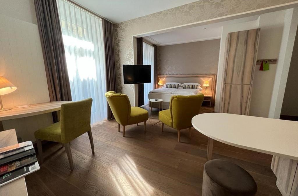 Niederdorf Hotel | PLATZHIRSCH ZÜRICH - Downtown Boutique Hotel & Sushi Lounge