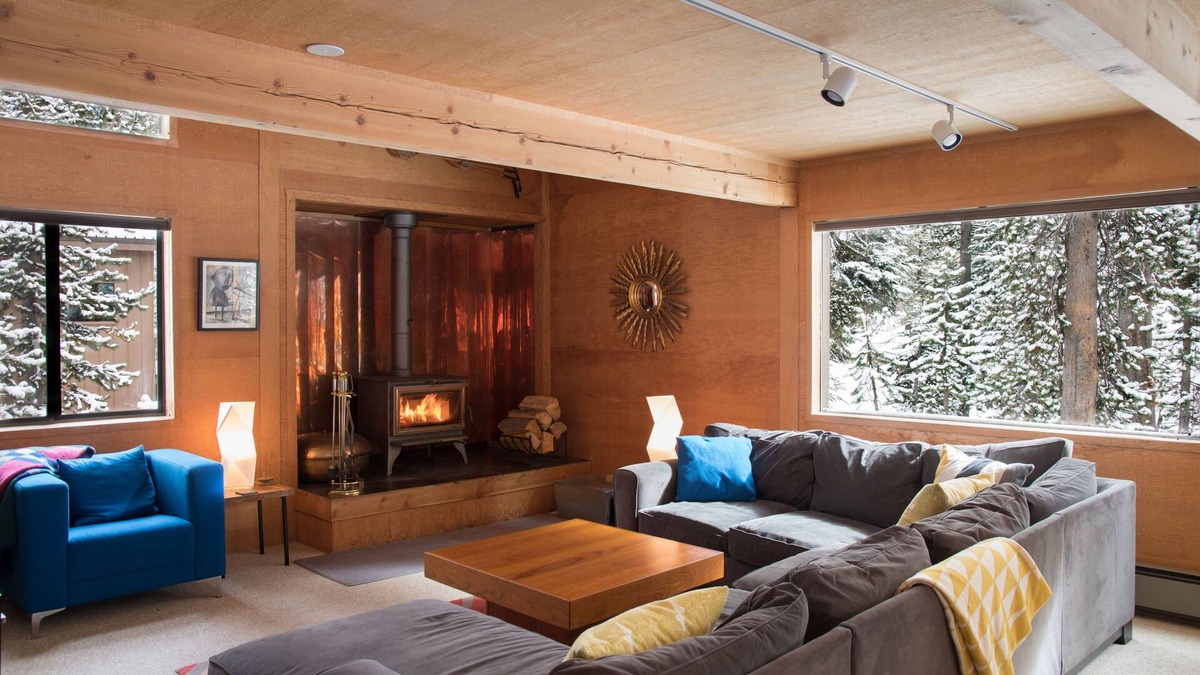 Bear Valley House | Play Outside/Relax Inside at Our Modern Retreat, Ursa Major