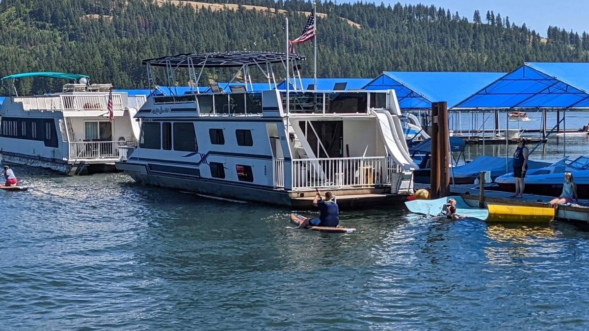 Worley Boat Rental | Play, Stay and Hideaway on Lake CDA!