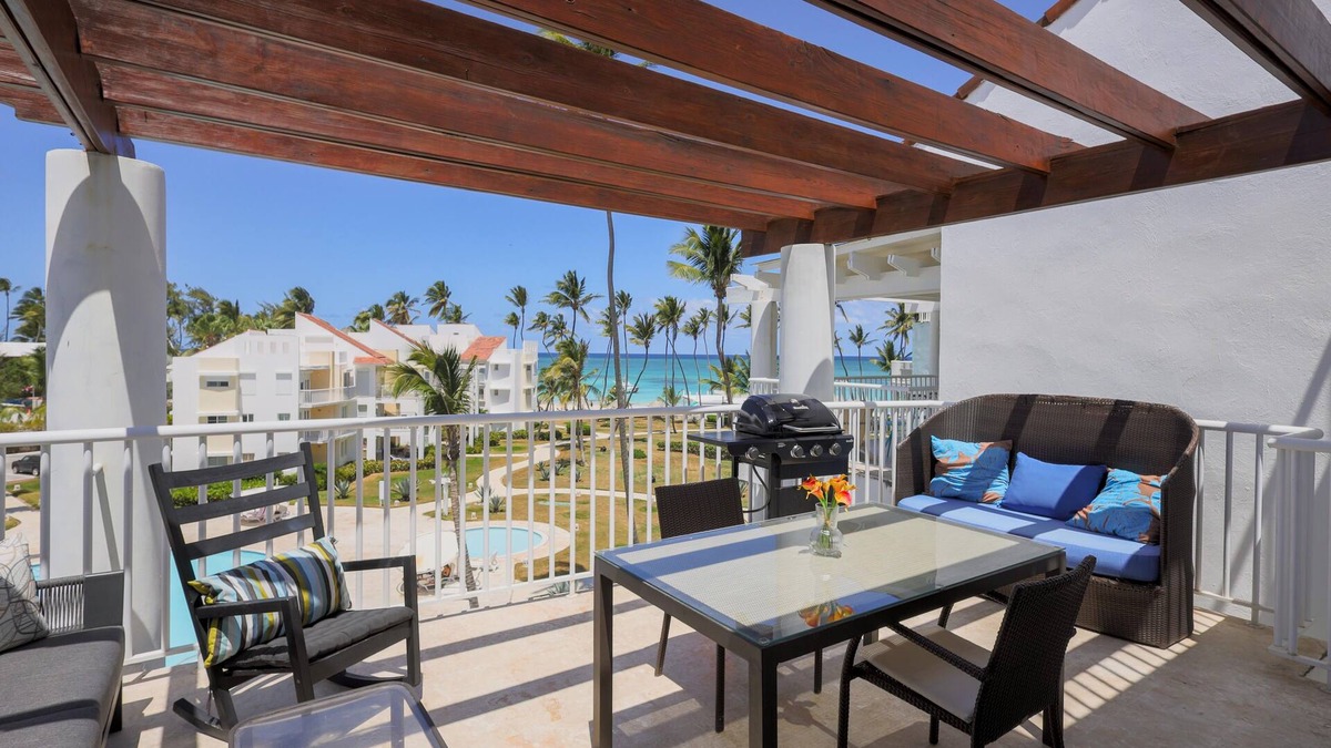 El Cortecito Condo | Playa Turquesa K403 200Mbps Private Beach Access Rooftop