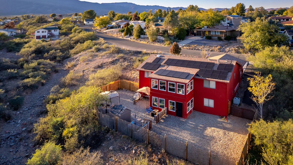 Cottonwood-Verde Village House | Playful 5-Bedroom Home in the Heart of the Valley!