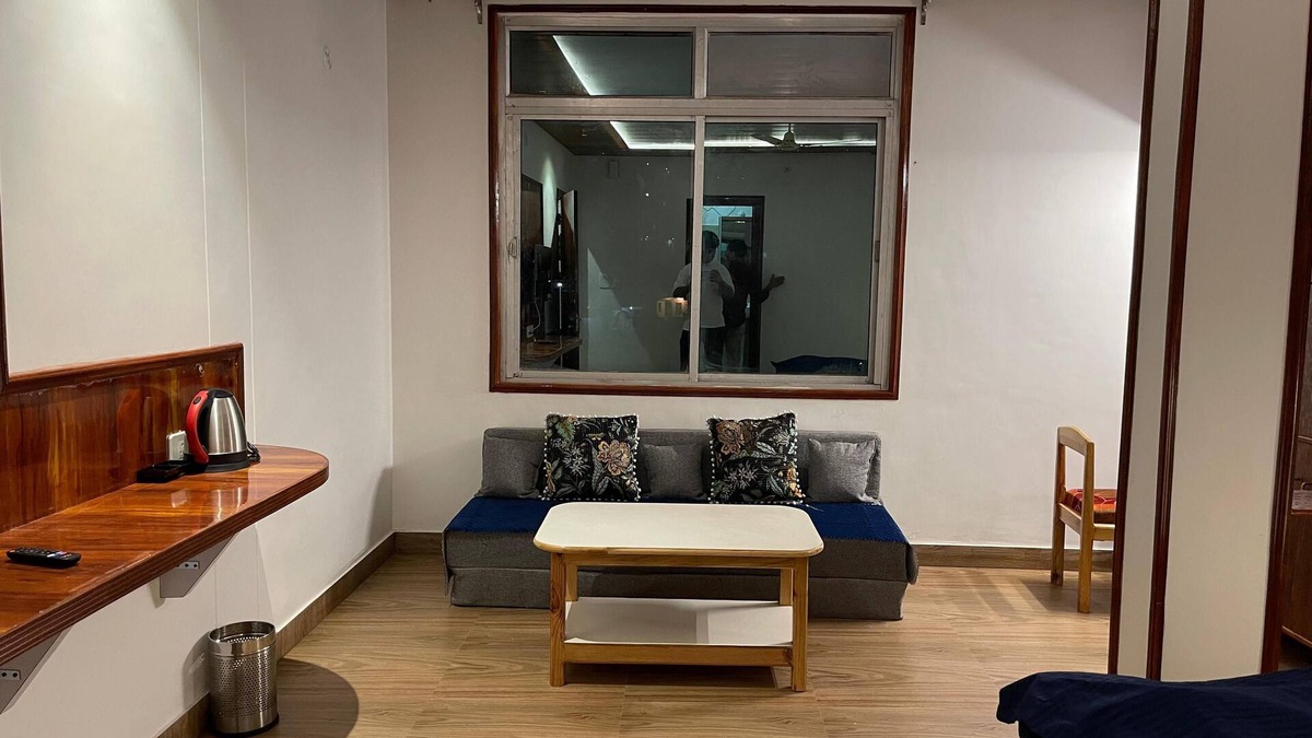 Pithoragarh Hotel | Plaza Hotel