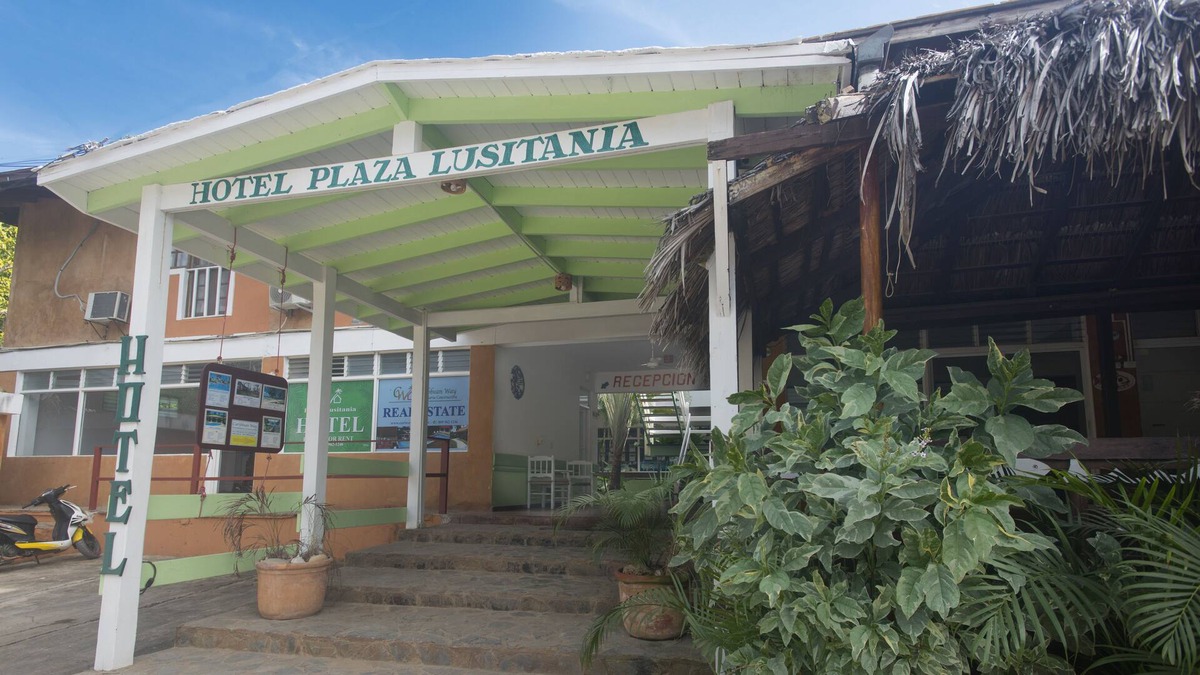 Las Galeras Hotel | Plaza Lusiitana