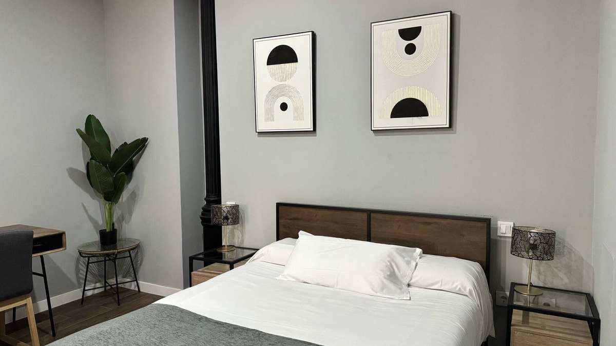 Barrio de La Latina Apartment | PlazaMayorSuites Ext PARQUE DEL OESTE