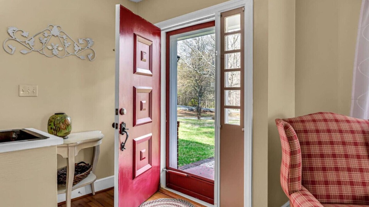 Greensboro House | Pleasant Acre -Charming and Spacious Home