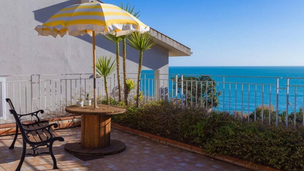 Sciacca Apartment | Pleasant Apartment in Sciacca with Barbecue and Terrace