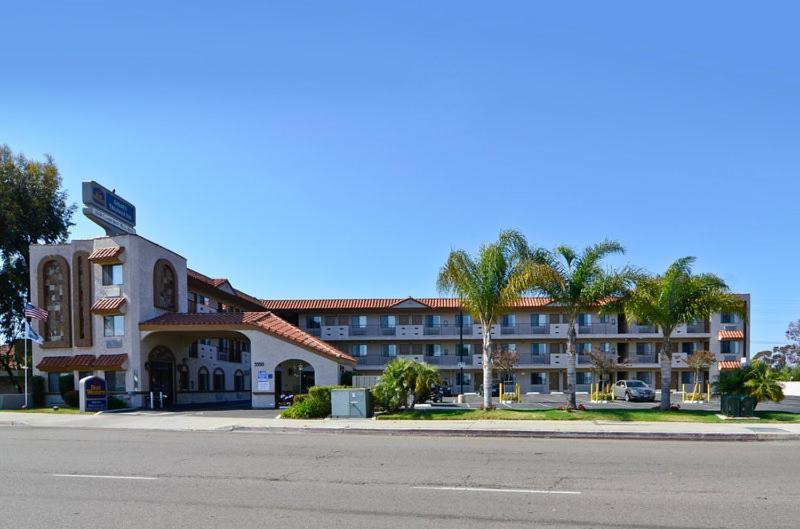 Clairemont Hotel | Pleasant Inn