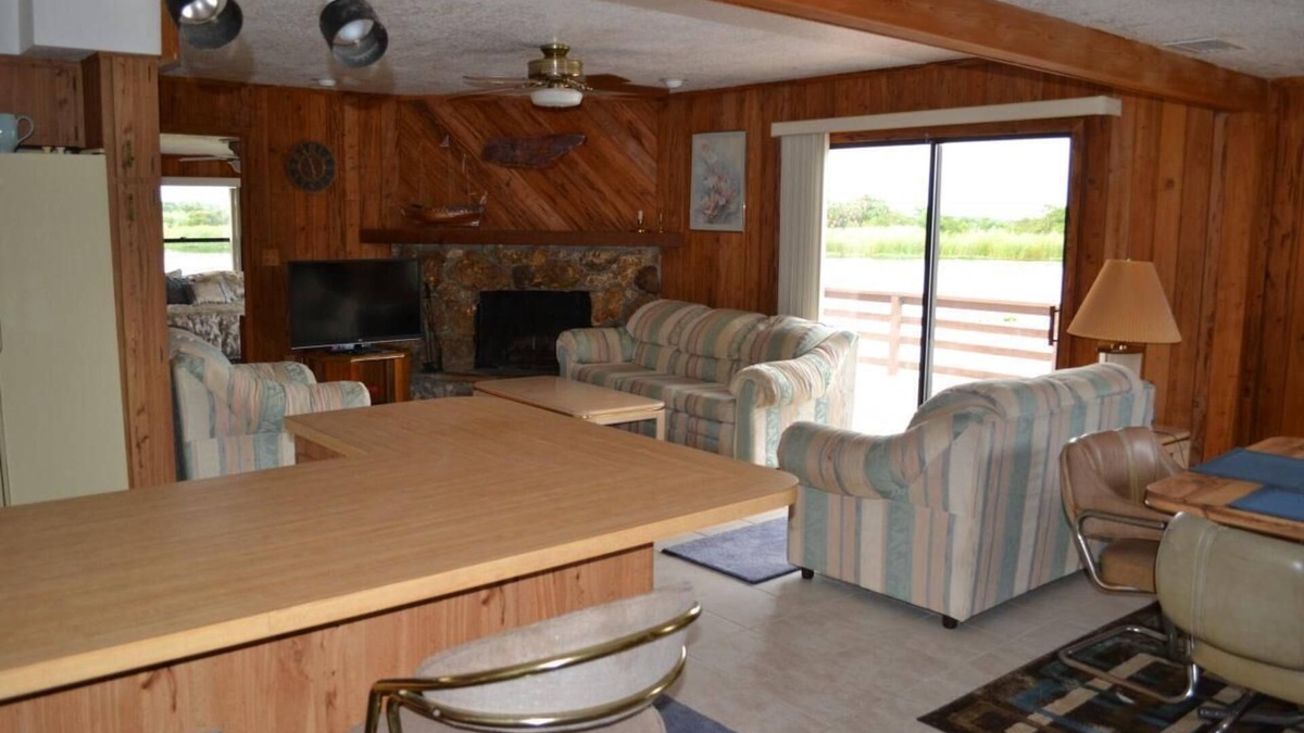Geneva Cottage | Pleasant Point River Retreat