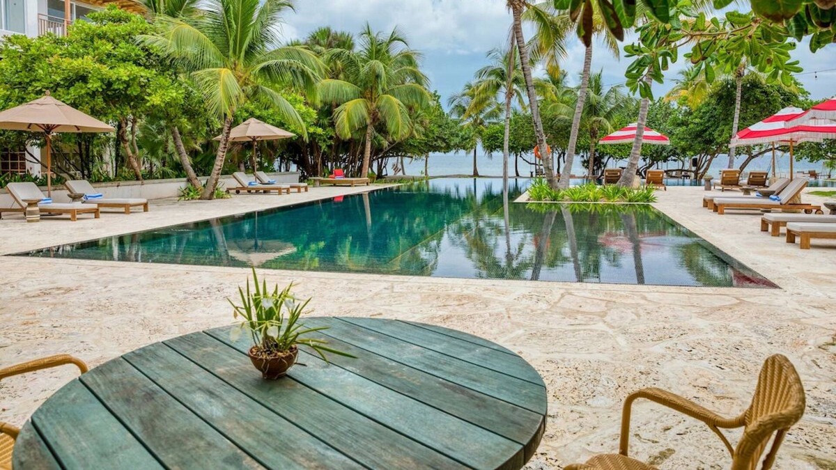 Plantation House | Pleasant Stay, Convenient Location! 3 Sleek Units, Near Cahal Pech, El Pilar