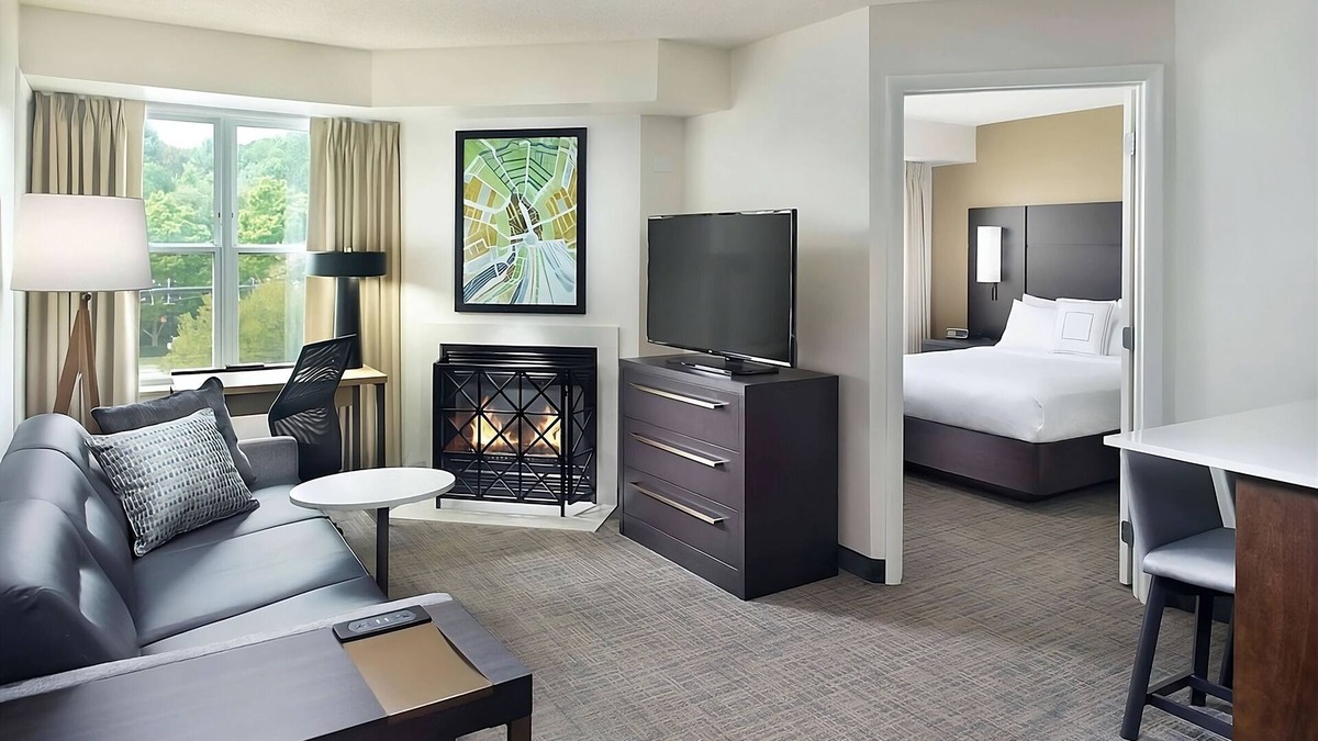 Cary Hotel | Pleasant Stay! Spacious and Pet-friendly 2BR Suite, Free Breakfast, Outdoor Pool