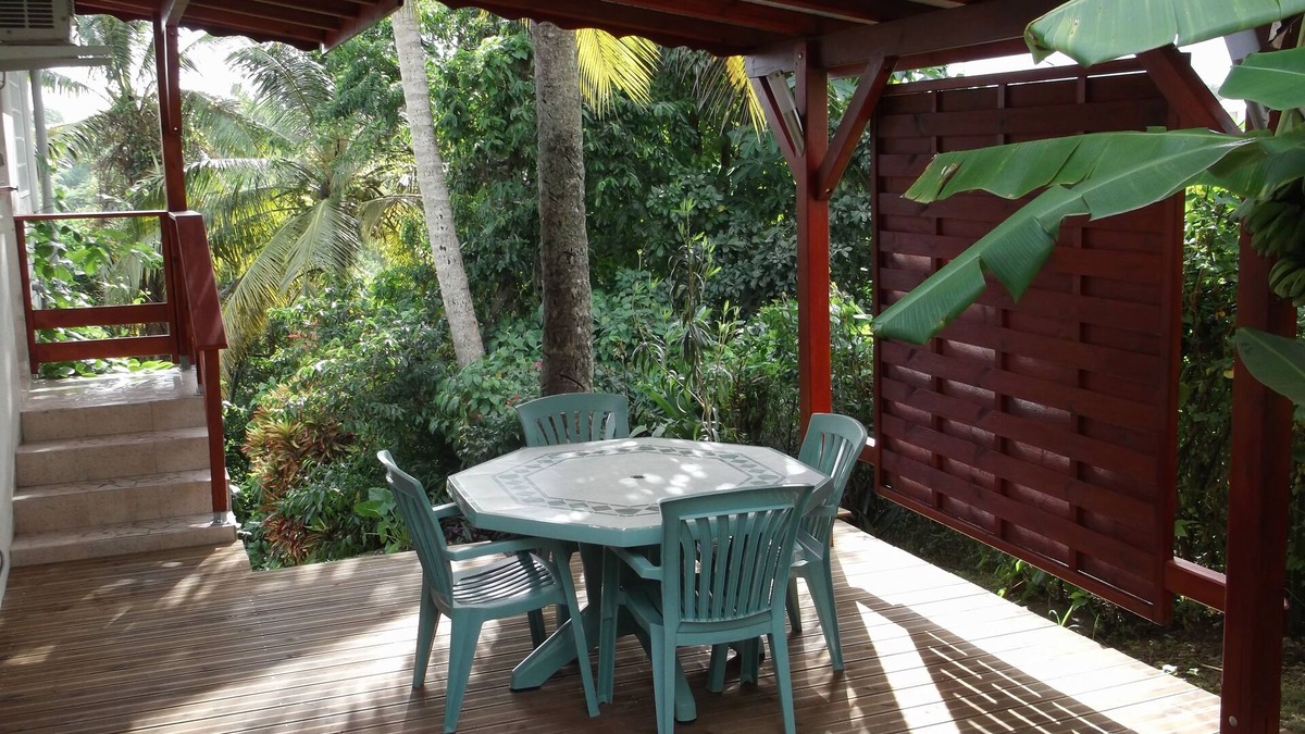 Le Gosier House | Pleasant T1 in gîte with 2 other accommodations - a studio and a T1