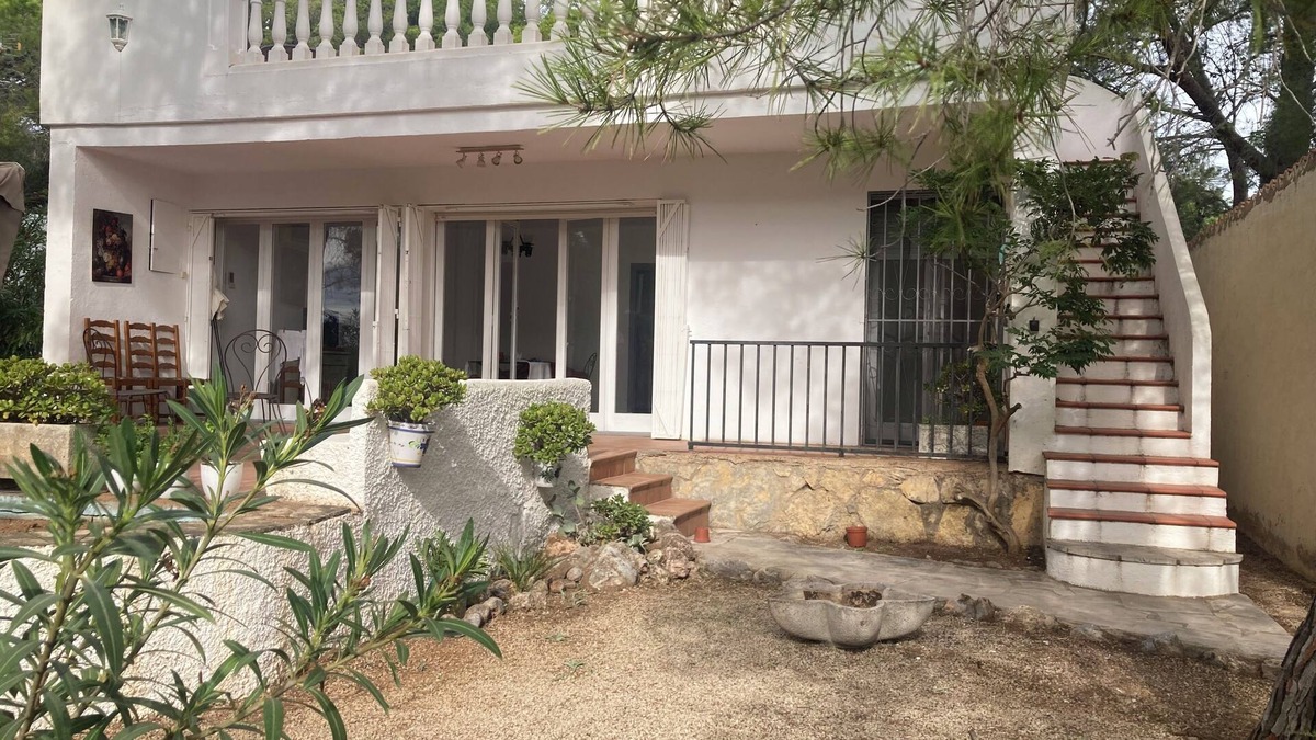 Les Planes del Rei Villa | Pleasant villa between sea and mountains in Las planes del Rey