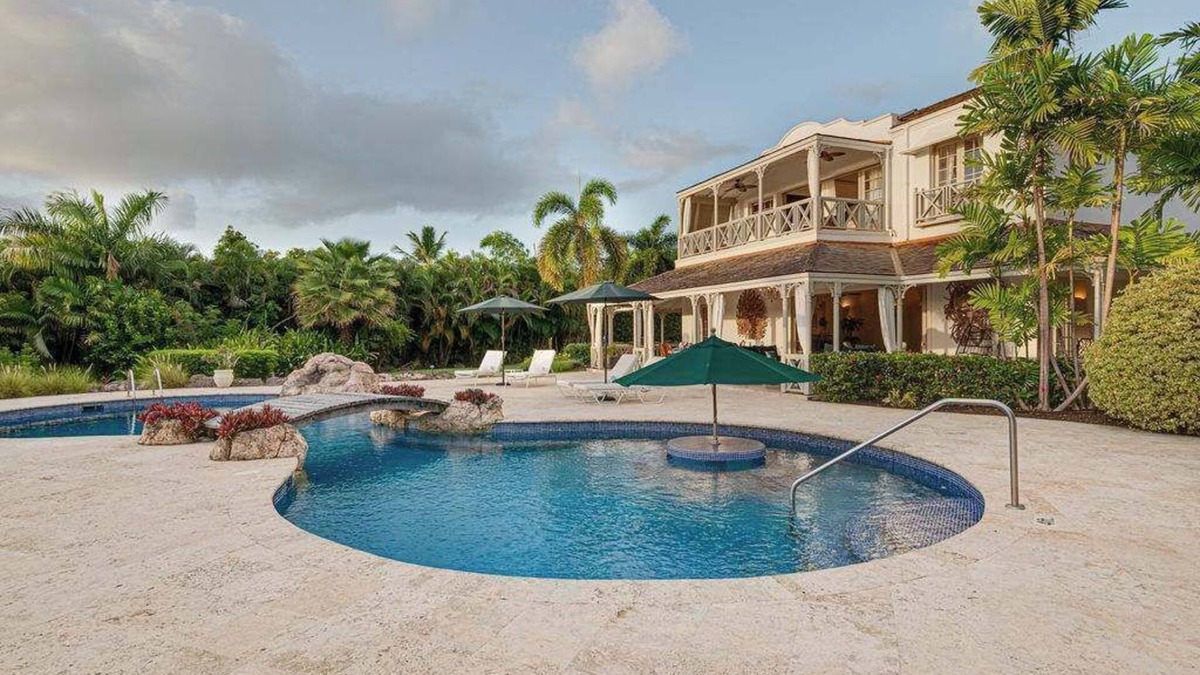 Mount Standfast Villa | Please Inquire Before Booking – Luxury Villa