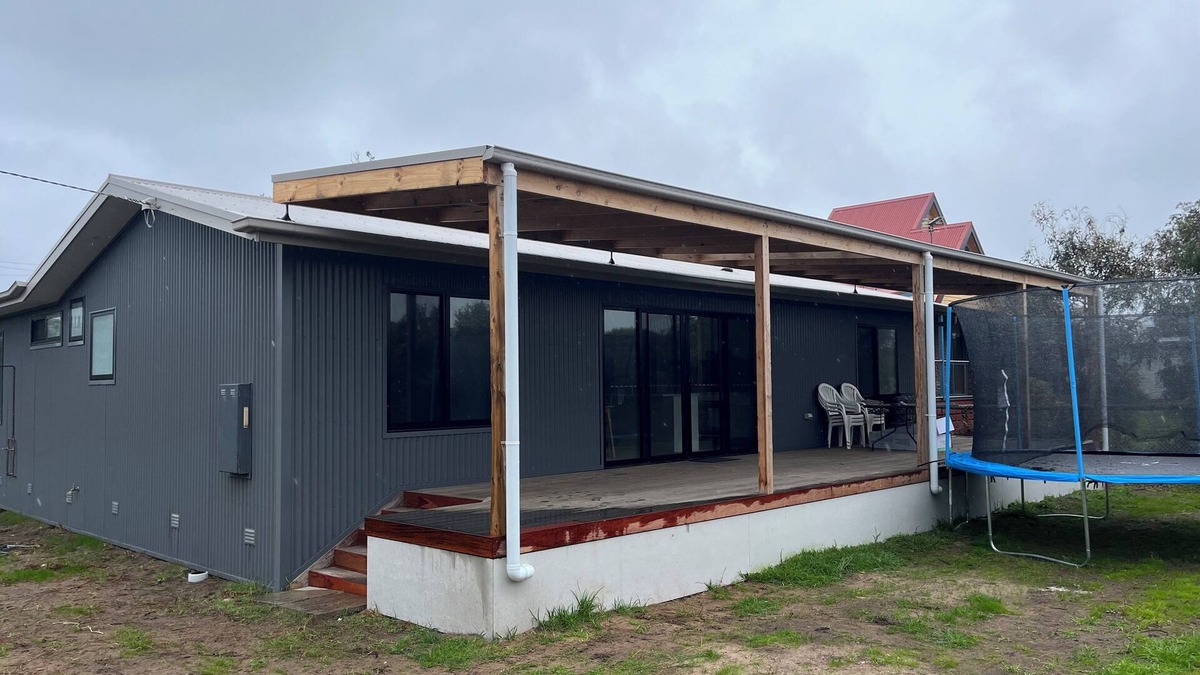Venus Bay House | Plenty of space inside and out within walking distance from Beach 3