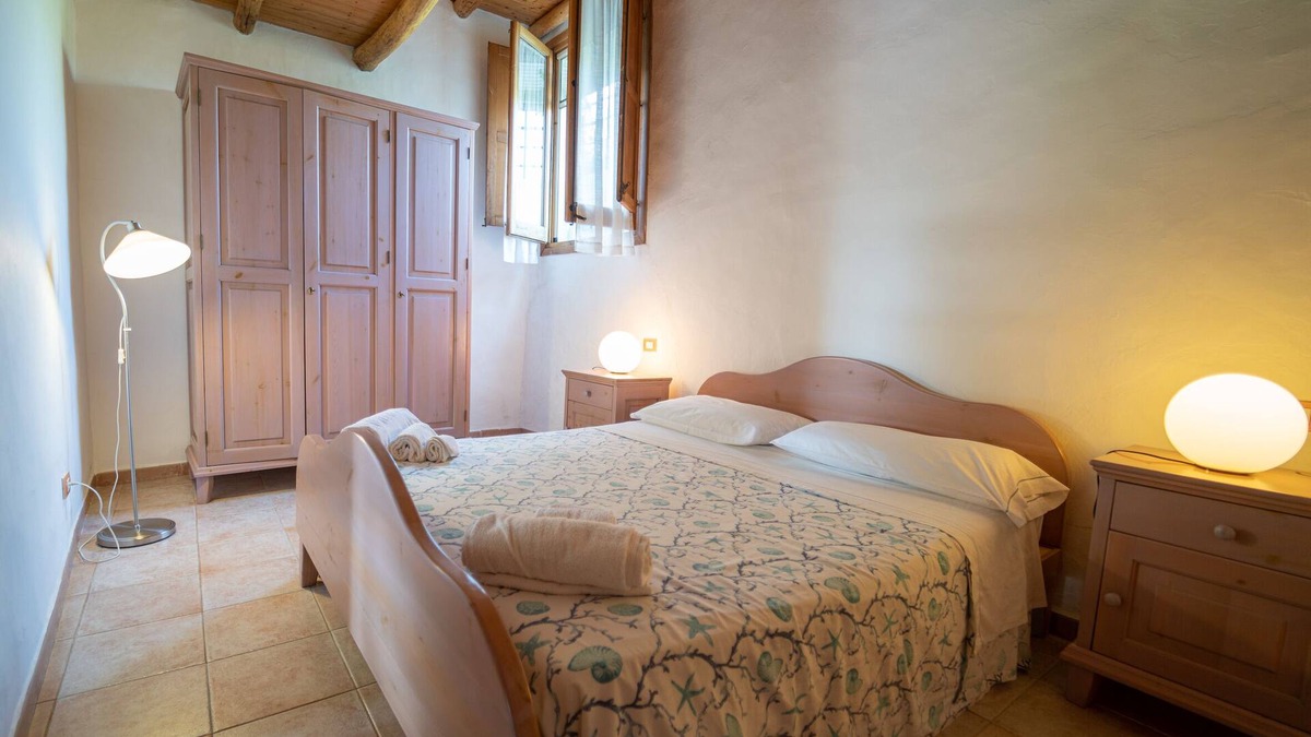 Ustica Apartment | Plumbago Apartment @Hibiscus Farmhouse