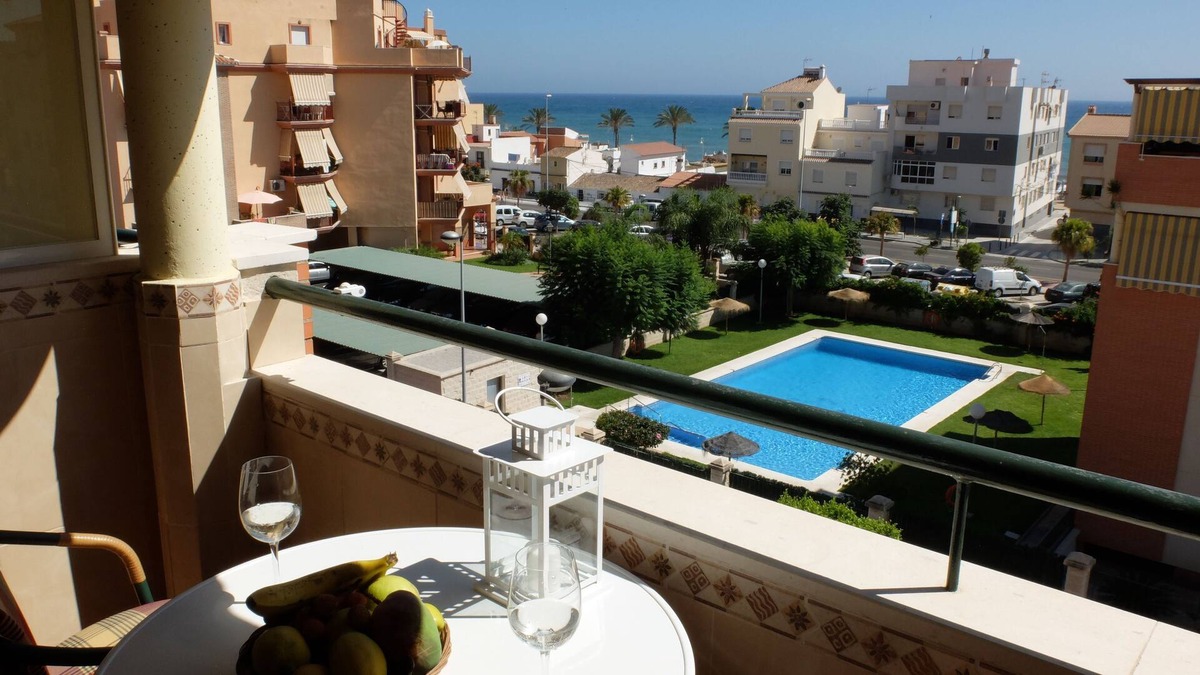 Mezquitilla Apartment | Plumeria Apartment. 1 room with sea views.