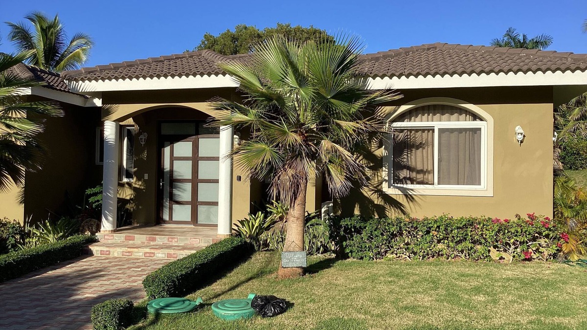 El Batey Villa | Plush 4bd/4.5ba Huge Villa Private Pool Hispaniola Residential