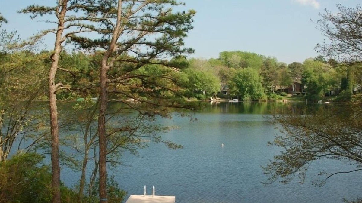 Ponds of Plymouth House | Plymouth Beach House