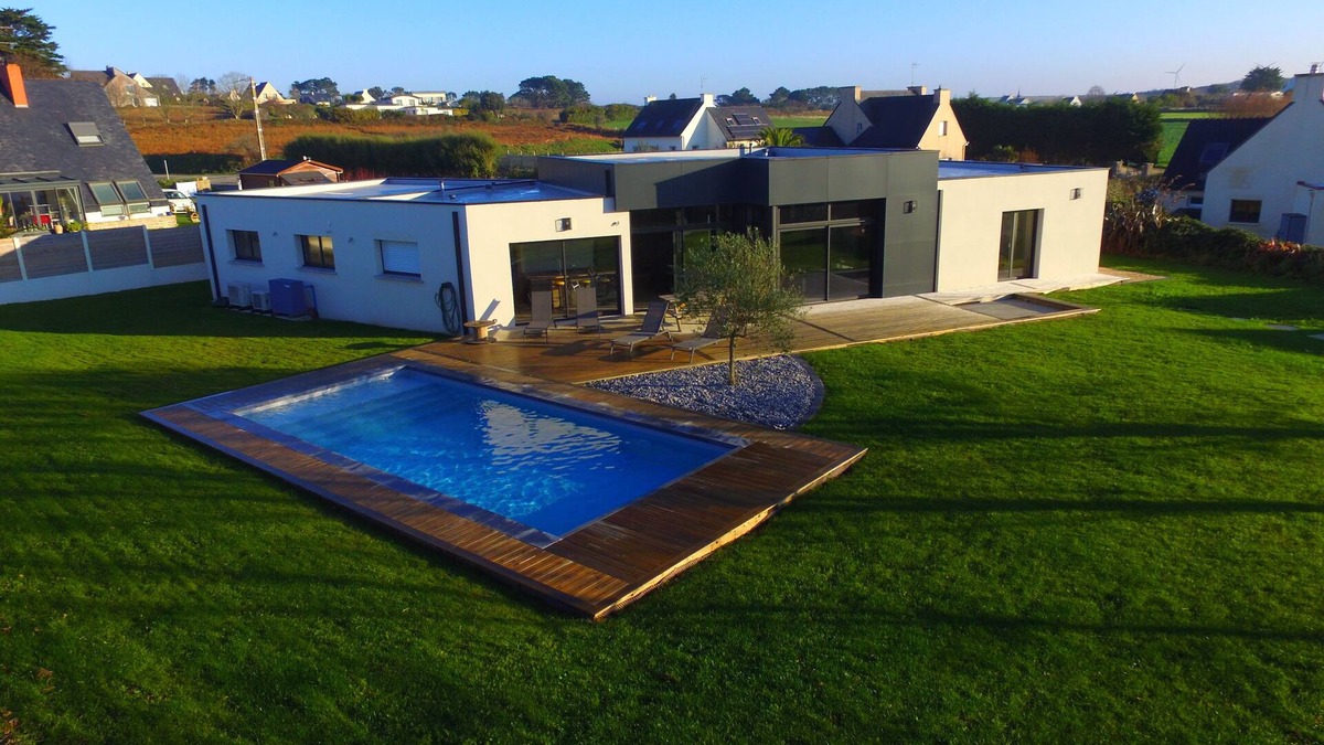 Plouarzel House | PLZ18 - Magnificent house for 4, open and heated swimming pool, new in 2021