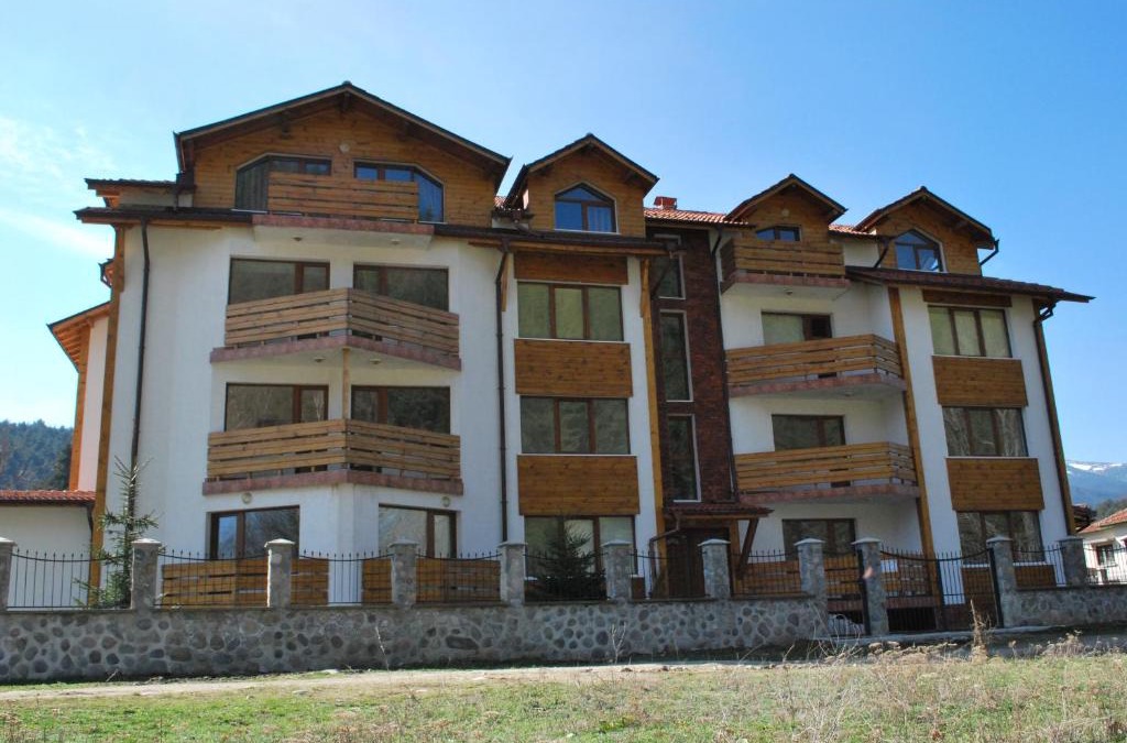 Madzhare Apartment | PM Services Riverside Apartments