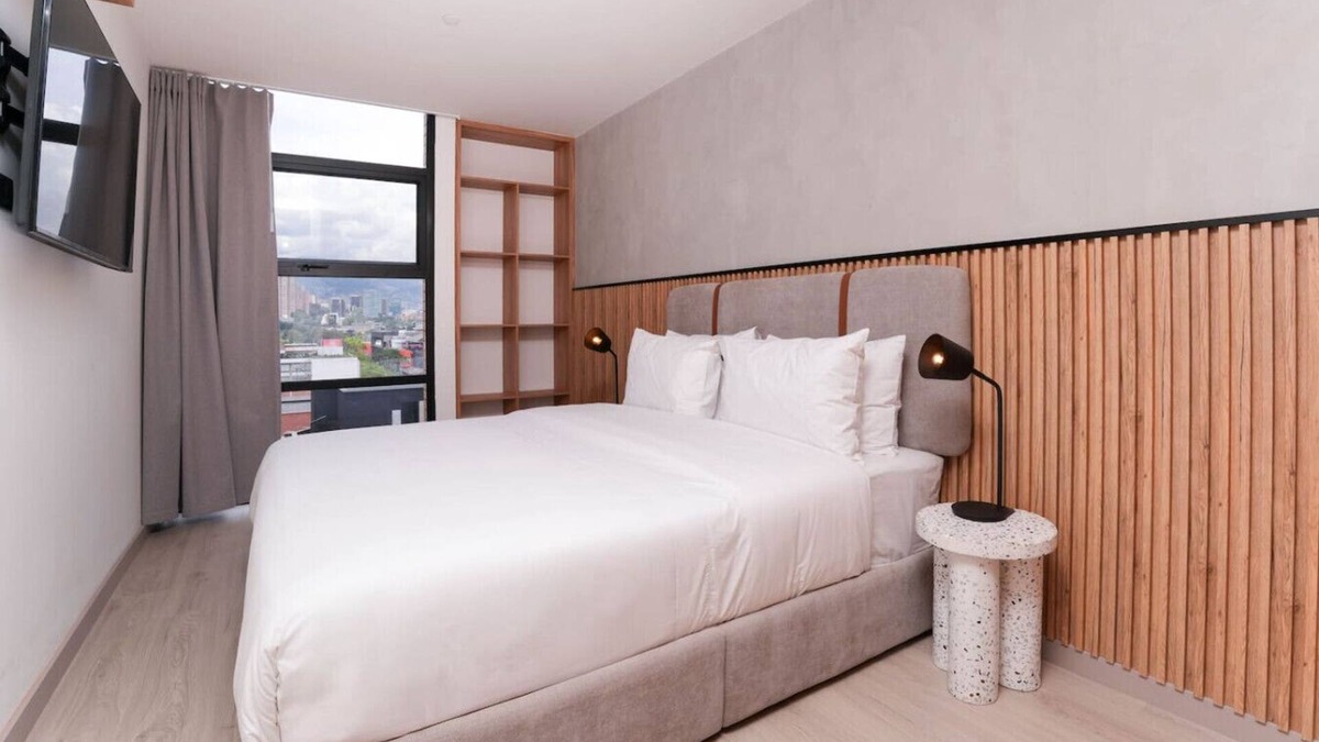 San Diego Apartment | Poblado Luxury Apt - 2BR w/Jacuzzi & Fast WiFi