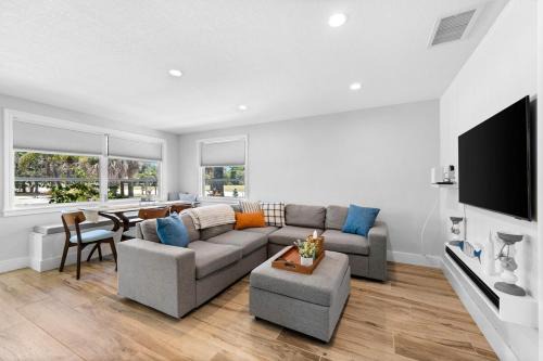 Laurel House | Poco Paradiso