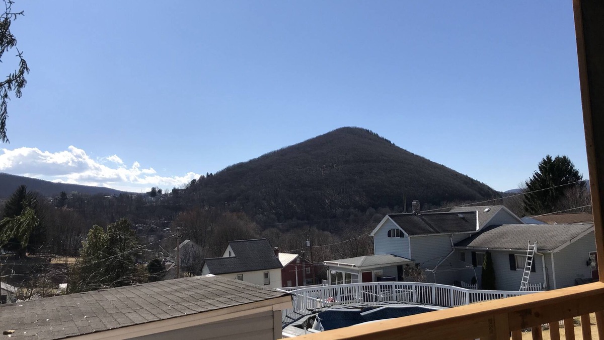 Jim Thorpe Apartment | Pocono Jim Thorpe home - close to everything