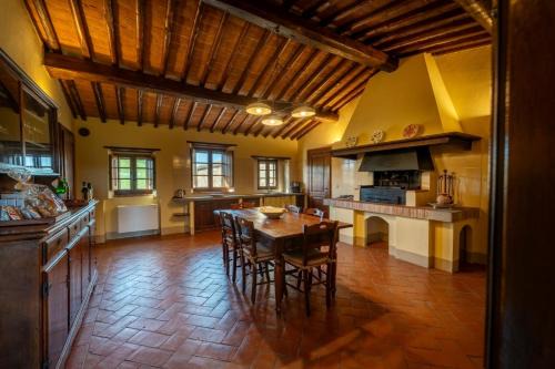 Poggio alle Mura Apartment | Podere Collupino