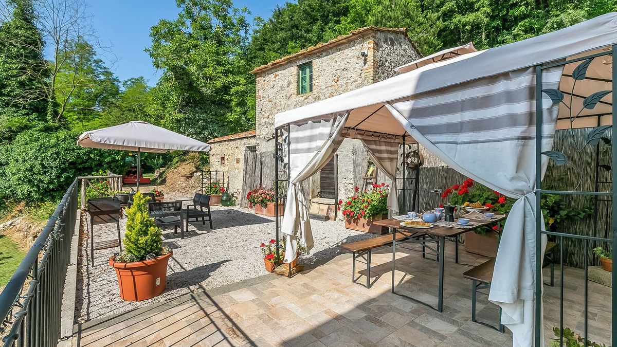 Montieri Apartment | Podere del Ciacchi Among Tuscany Greenery, Montieri, Italy