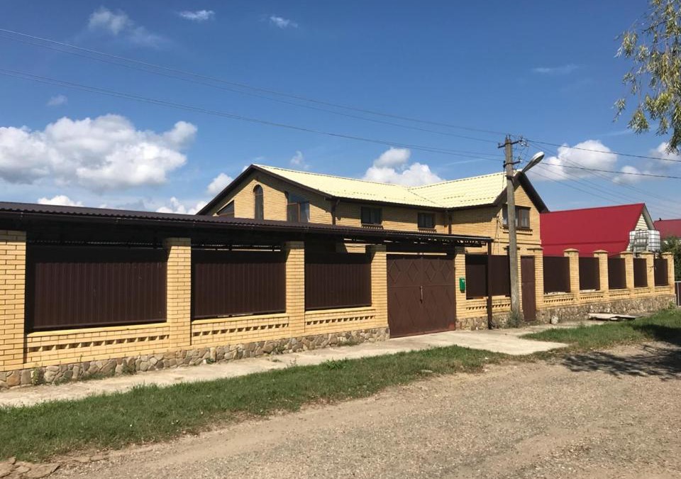 Goryachiy Klyuch House | Podgornaya Guesthouse