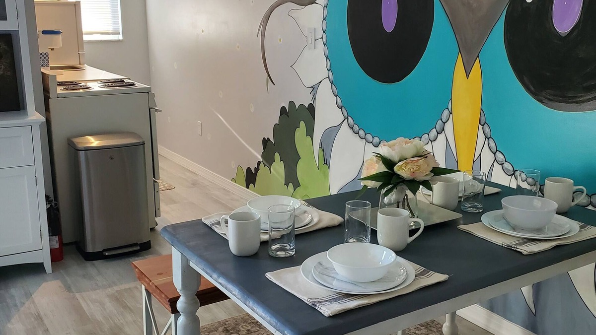 Gulfport Apartment | Poe's Place: In the Heart of Gulfport Art District!