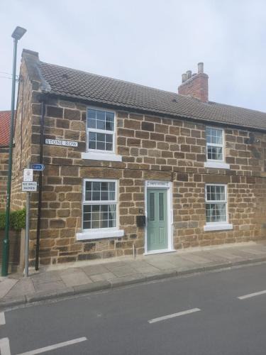 Skinningrove House | Poets Cottage